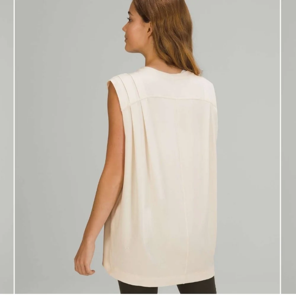 Lululemon‎ Modal Pleated Shoulder Tank Top - Picture 2 of 9